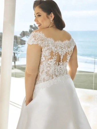Pronovias EDIE #3 default Off White/Nude thumbnail