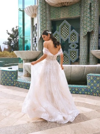 Pronovias CRESCENT #1 Off White/Salmon/Nude thumbnail