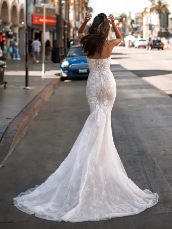 Pronovias LANSBURY #1 Off White/Crystal/Light Pink thumbnail