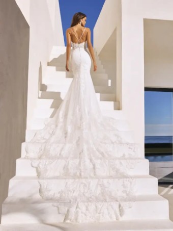 Pronovias IZARA #1 Off White/Nude thumbnail