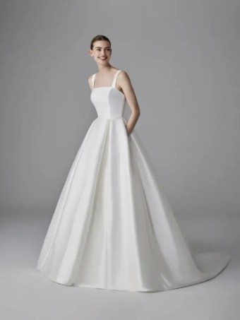Pronovias ROSAMUND #1 default Off White thumbnail