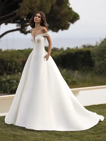 Pronovias REA #0 default Off White/Crystal thumbnail