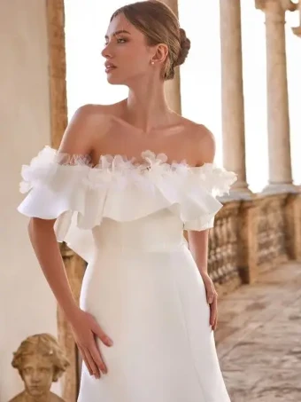 Pronovias ENIO #2 Off White/Nude thumbnail