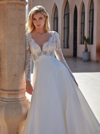 Pronovias LAKI #2 default Off White thumbnail