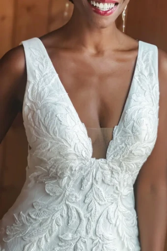 Essense of Australia D3637 #2 default Ivory/Hazelnut/Porcelain thumbnail