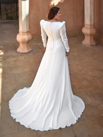 Pronovias AMIS #4 Off White thumbnail