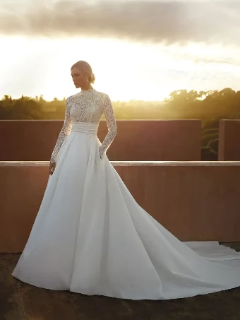 Pronovias CEEYLO #0 default Off White thumbnail