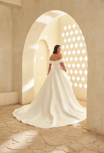 Paloma Blanca 5000 #3 Diamond thumbnail