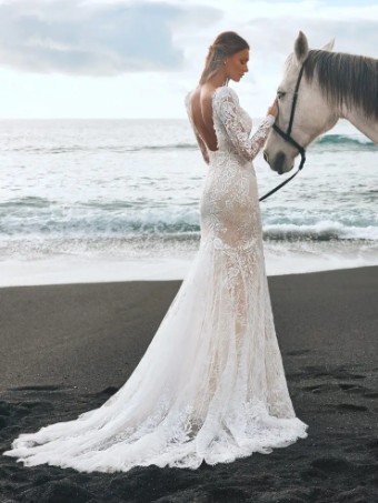 Pronovias PANJIN #1 Off White/Nude thumbnail